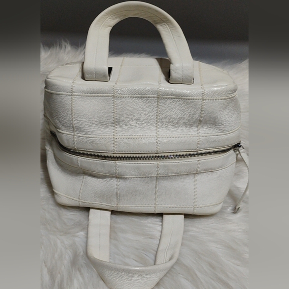 Auth Chanel Choco Bar Coco Mark Lux Square Stitch White Boston Bowler Handbag - Picture 5 of 13